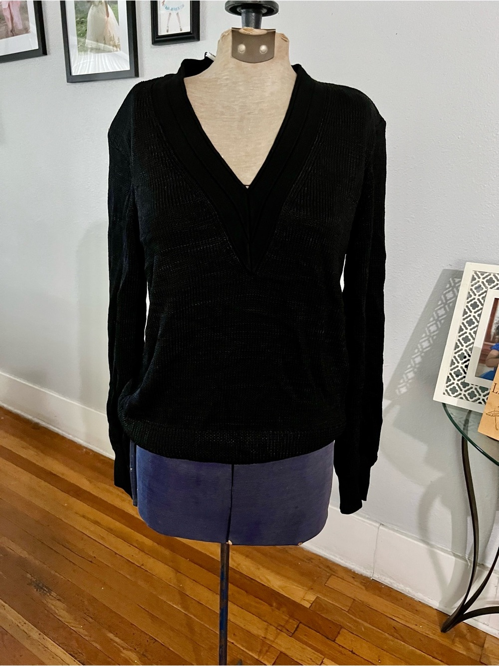Jason Wu Black V-Neck Long Sleeve Sweater Size M